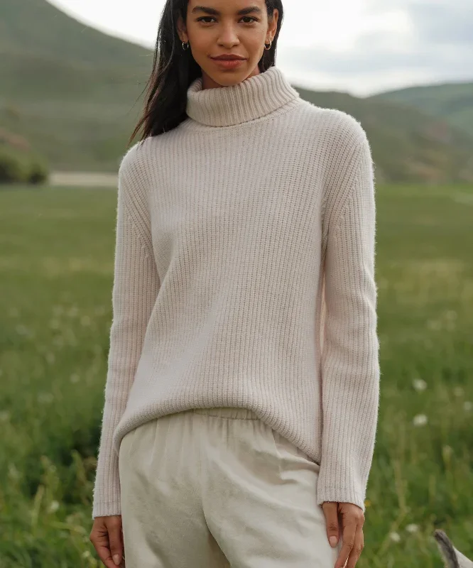 cashmere-turtleneck-ivory