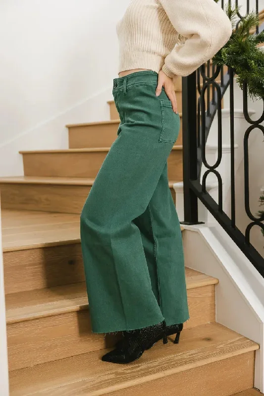 darian-pants-in-green