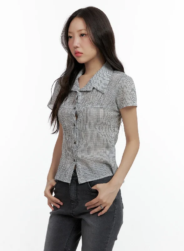 gingham-buttoned-collar-short-sleeve-blouse-cl410