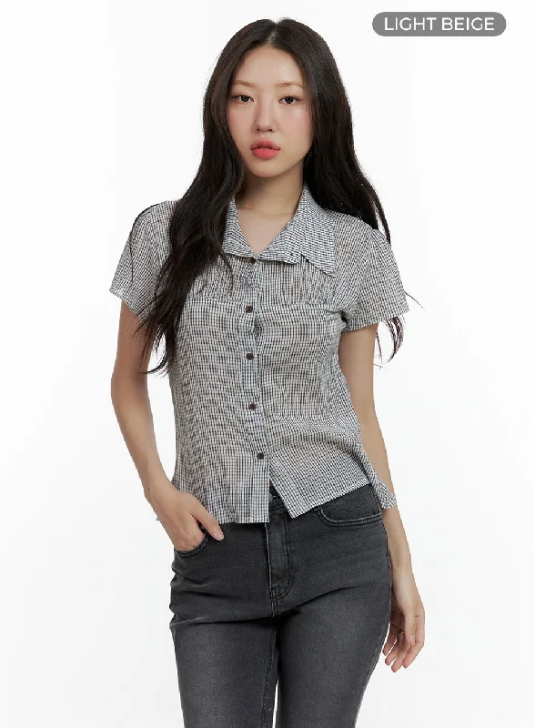 gingham-buttoned-collar-short-sleeve-blouse-cl410