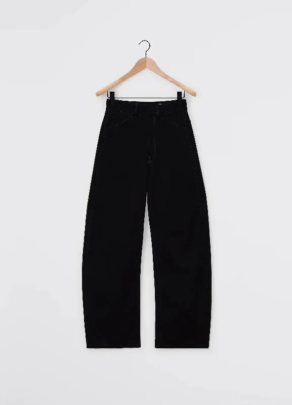 high-waisted-curved-pants-black-women-fall-winter