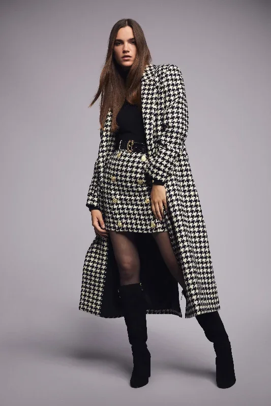 knightsbridge-skirt-large-scale-houndstooth