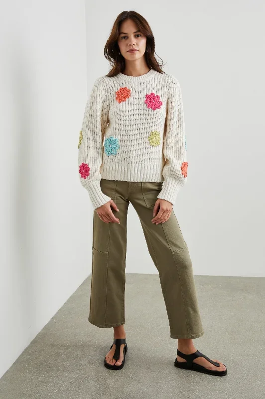 romy-sweater-ivory-multi-daisies